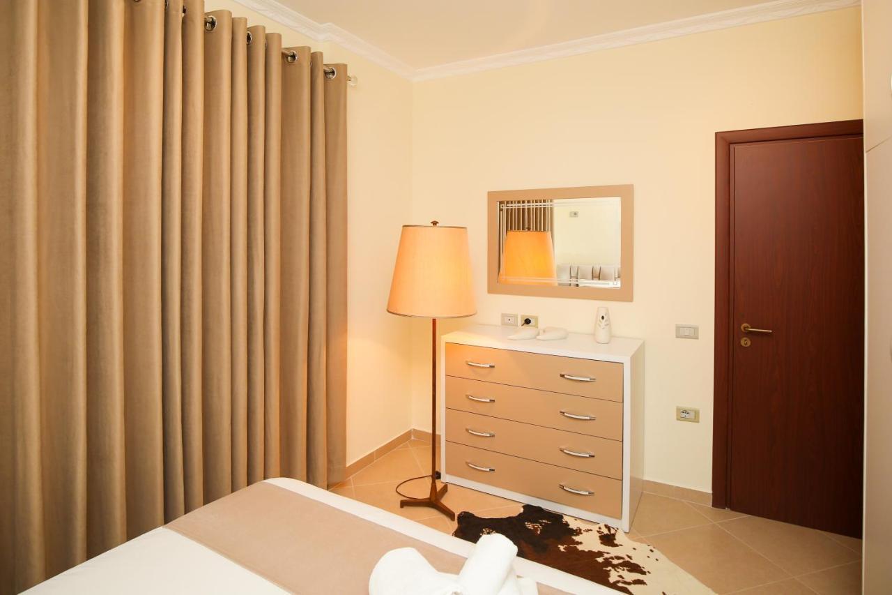 Tafa Deluxe Apartment Vlorë Extérieur photo